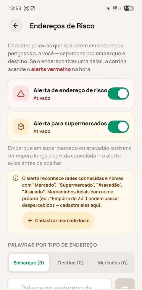 Tela de Endereços de Risco com alertas de endereço e supermercados